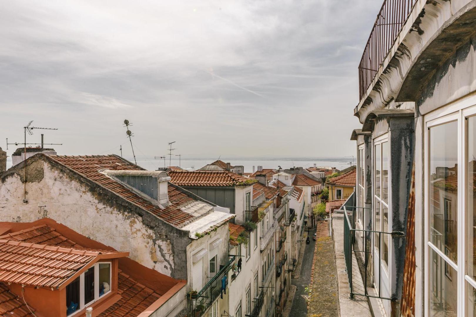 Rent4rest Castle View Family & Friends Bairro Alto *
